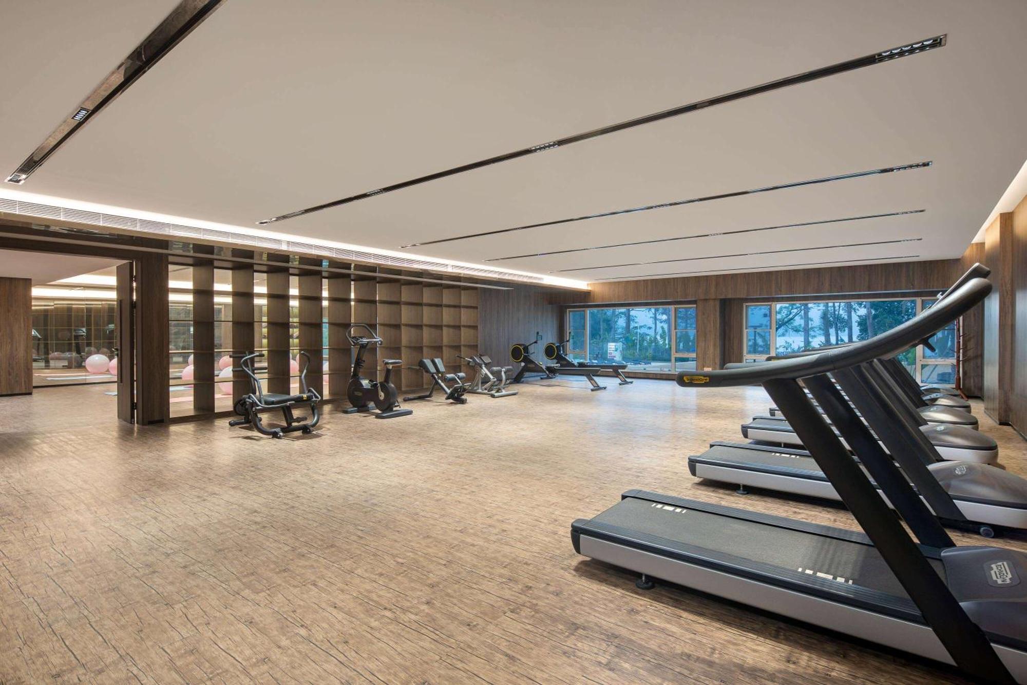 Wyndham Grand Zhaoqing Downtown Hotel Buitenkant foto